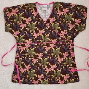 S.C.R.U.B.S, scrub top. Size Small